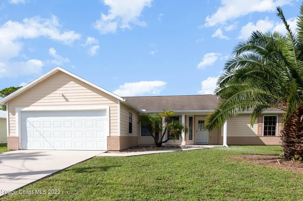 1135 Flower Street NW Palm Bay FL 32907