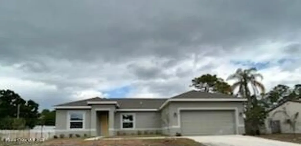 139 Mayfair Street SE Palm Bay FL 32909