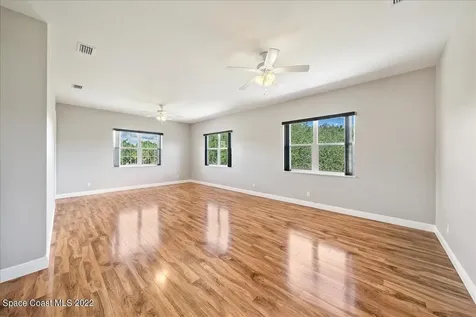 5660 Willoughby Drive Melbourne FL 32934