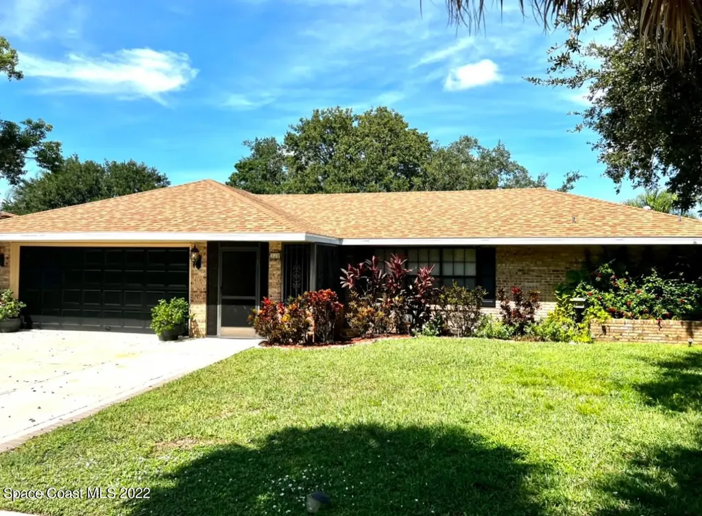 930 Briarwood Boulevard NE Palm Bay FL 32905