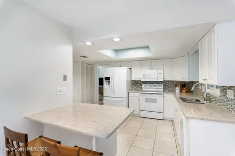 252 Coral Way W Indialantic FL 32903