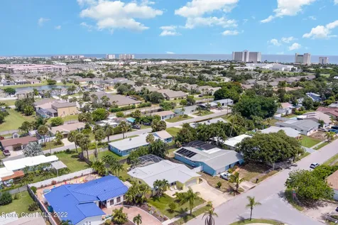 252 Coral Way W Indialantic FL 32903