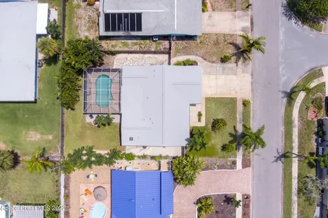 252 Coral Way W Indialantic FL 32903