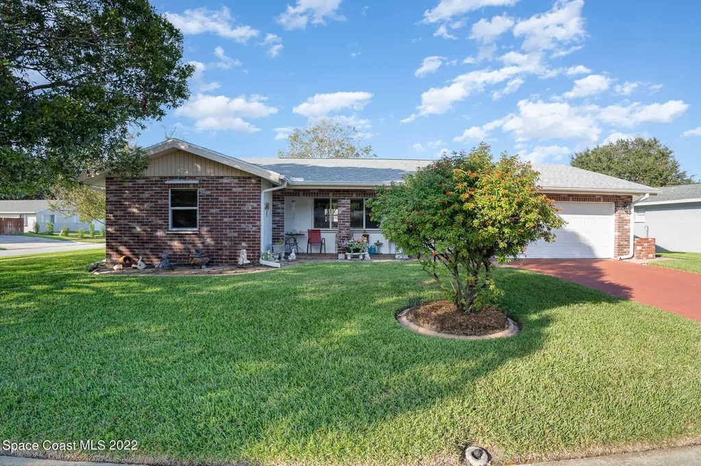 2898 Wright Avenue Melbourne FL 32935