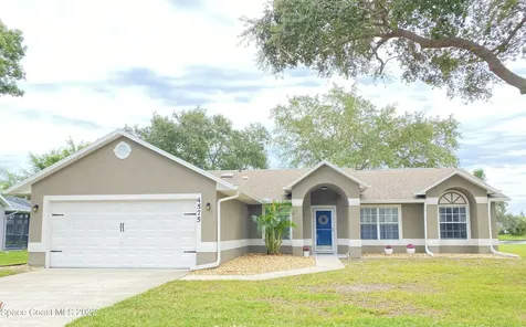 4575 Sweet Bay Avenue Melbourne FL 32935