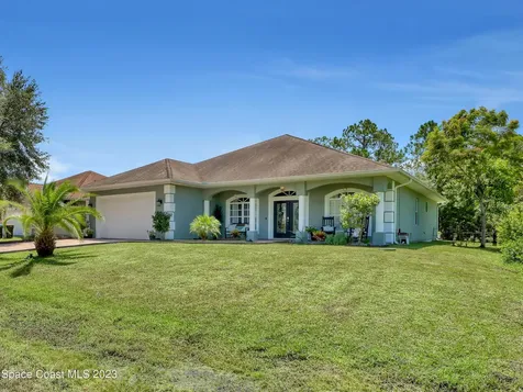 1592 Welland Street SE Palm Bay FL 32909