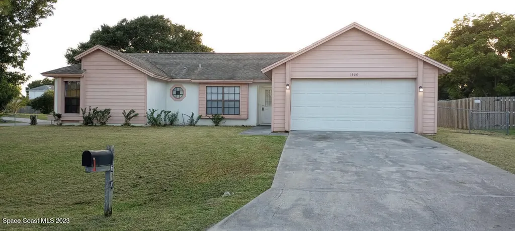 1606 Fannin Avenue NW Palm Bay FL 32907