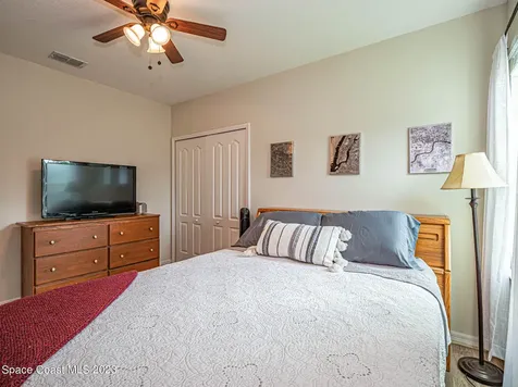 1015 Cloverleaf Avenue SE Palm Bay FL 32909