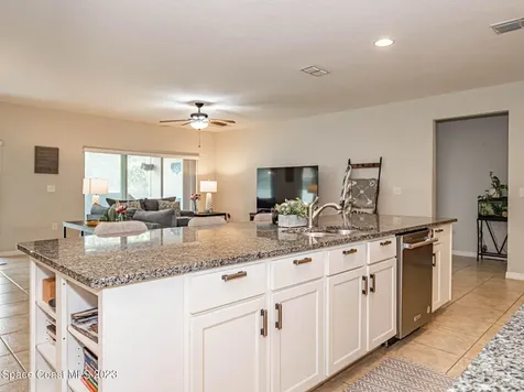 1015 Cloverleaf Avenue SE Palm Bay FL 32909
