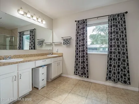 1015 Cloverleaf Avenue SE Palm Bay FL 32909