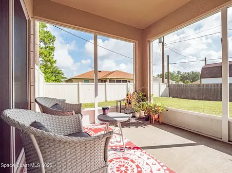 1015 Cloverleaf Avenue SE Palm Bay FL 32909