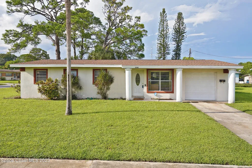 3704 Wood Circle Cocoa FL 32926