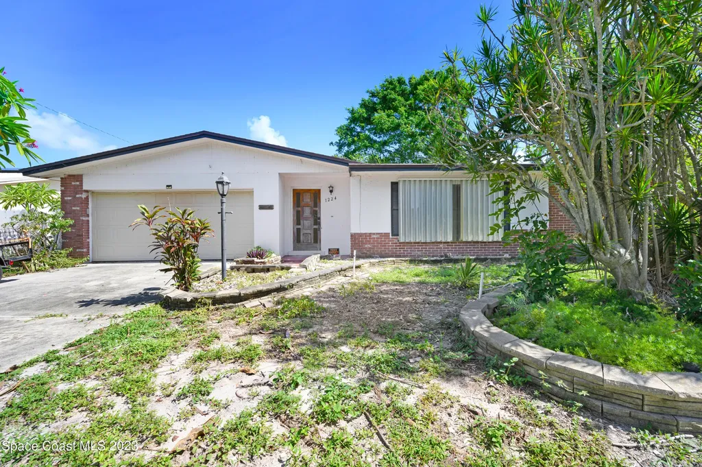 1224 Yacht Club Boulevard Indian Harbour Beach FL 32937