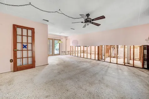 1224 Yacht Club Boulevard Indian Harbour Beach FL 32937