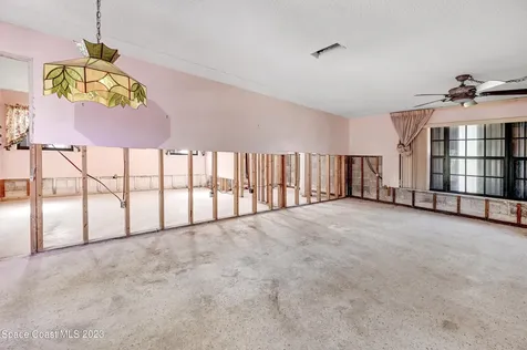 1224 Yacht Club Boulevard Indian Harbour Beach FL 32937