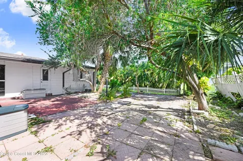 1224 Yacht Club Boulevard Indian Harbour Beach FL 32937