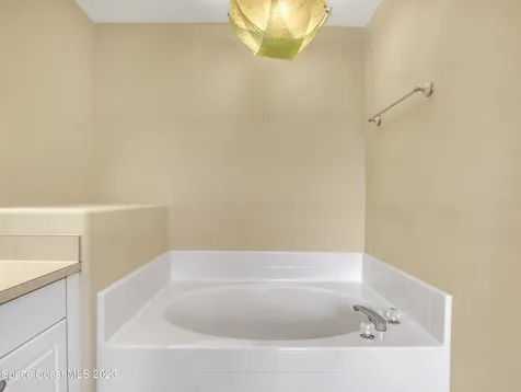 820 Hanau Avenue NW Palm Bay FL 32907