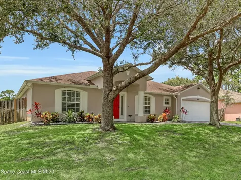 820 Hanau Avenue NW Palm Bay FL 32907