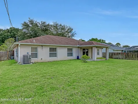 820 Hanau Avenue NW Palm Bay FL 32907