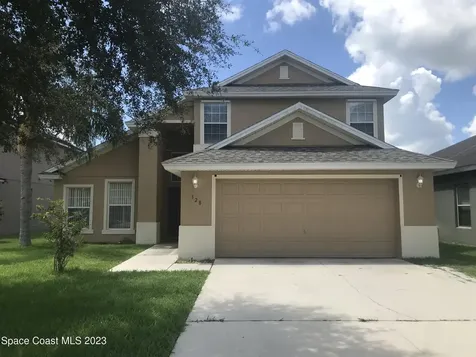 328 Wishing Well Circle SW Palm Bay FL 32908