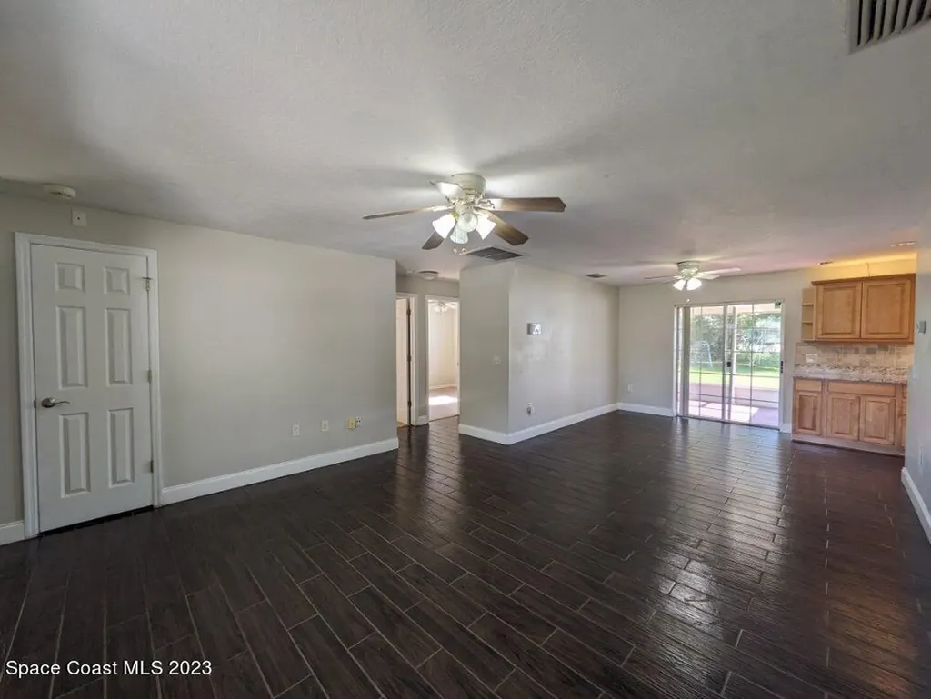 2406 Fallon Boulevard NE Palm Bay FL 32907