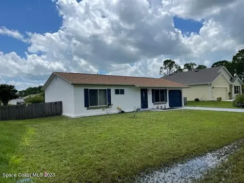 378 Royal Street SE Palm Bay FL 32909