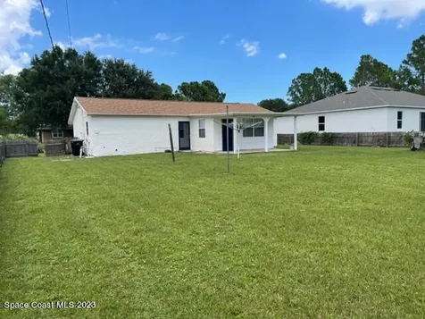 378 Royal Street SE Palm Bay FL 32909