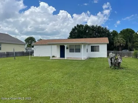 378 Royal Street SE Palm Bay FL 32909