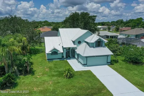 817 Seven Gables Circle SE Palm Bay FL 32909