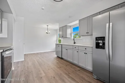 817 Seven Gables Circle SE Palm Bay FL 32909