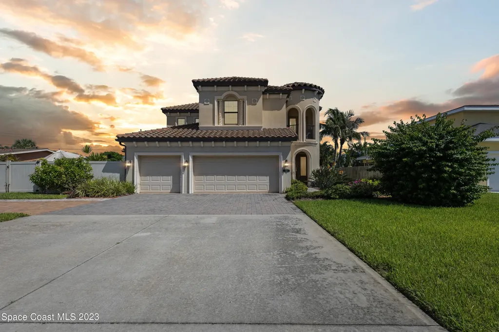 110 Poinsetta Street Indialantic FL 32903