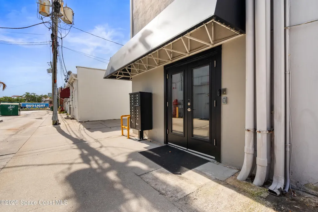 904 E New Haven Avenue Melbourne FL 32901