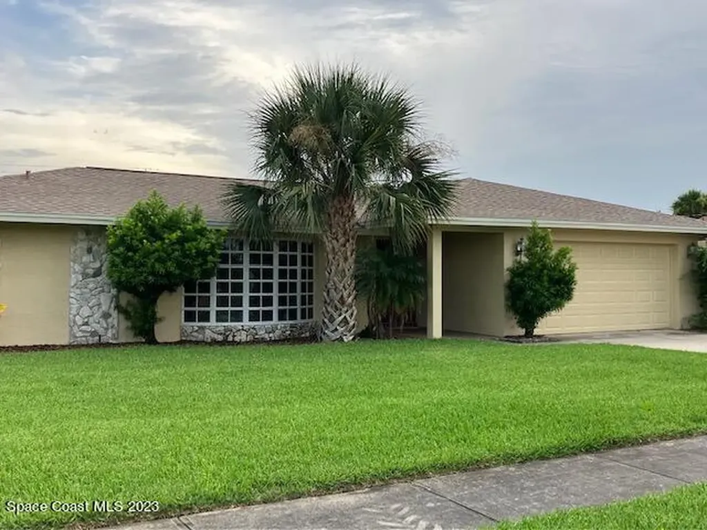 405 E Amherst Circle Satellite Beach FL 32937