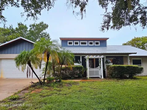1994 London Town Lane Titusville FL 32796