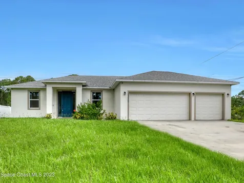 1310 Gaucho Road SW Palm Bay FL 32908