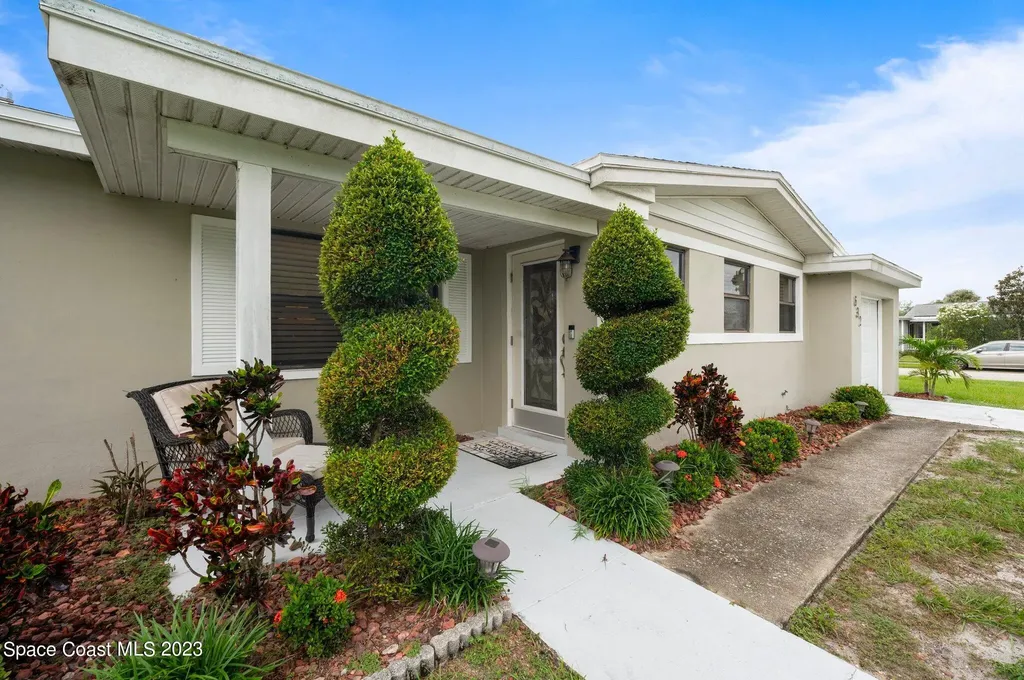632 Oxford Avenue Melbourne FL 32935