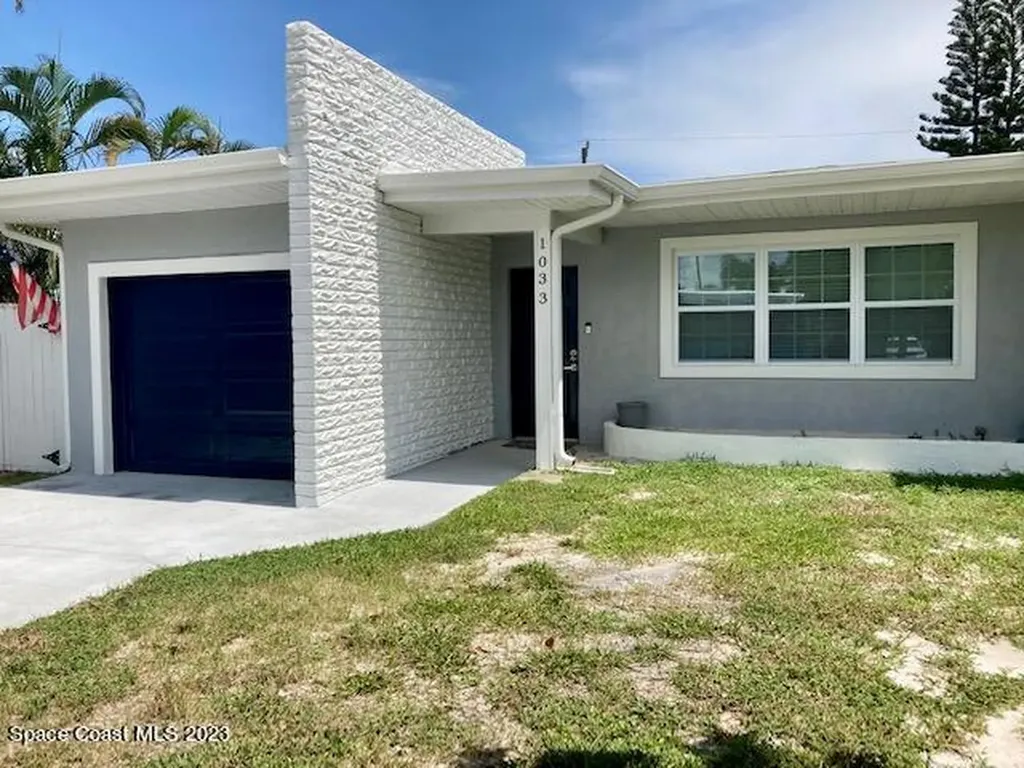 1033 S Orlando Avenue Cocoa Beach FL 32931