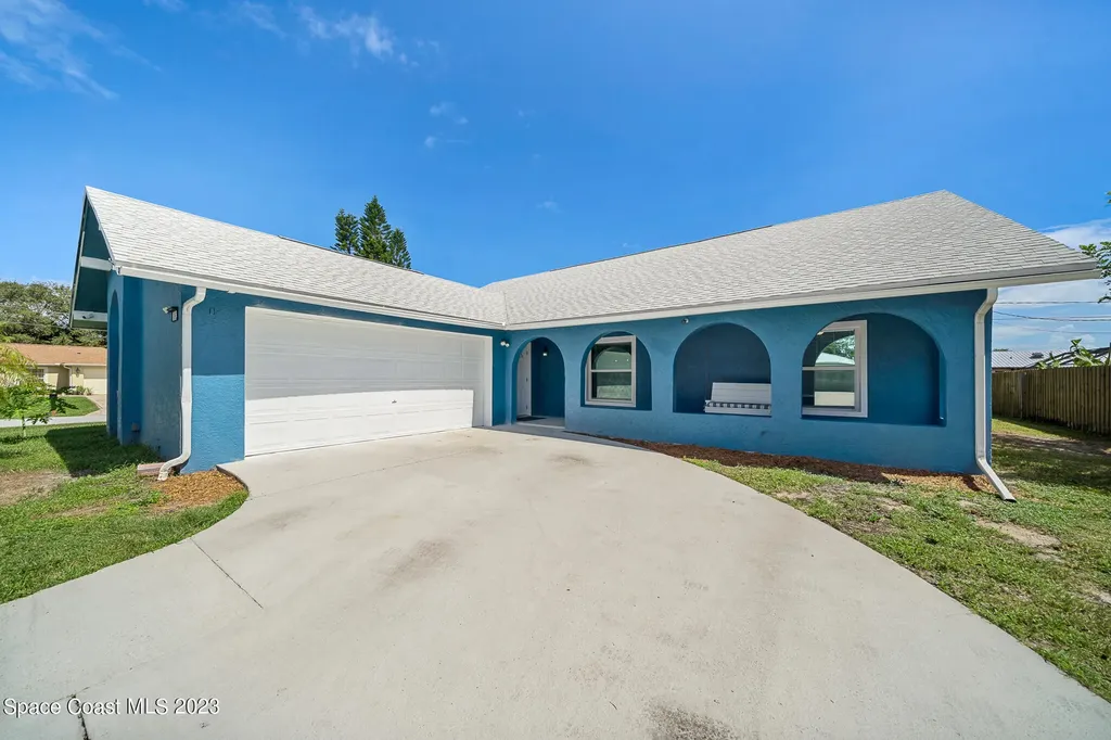893 New Zealand Avenue NW Palm Bay FL 32907