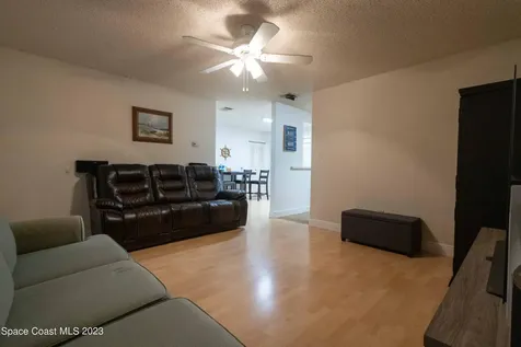 1051 Pasadena Road SE Palm Bay FL 32909