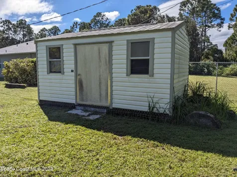 1051 Pasadena Road SE Palm Bay FL 32909