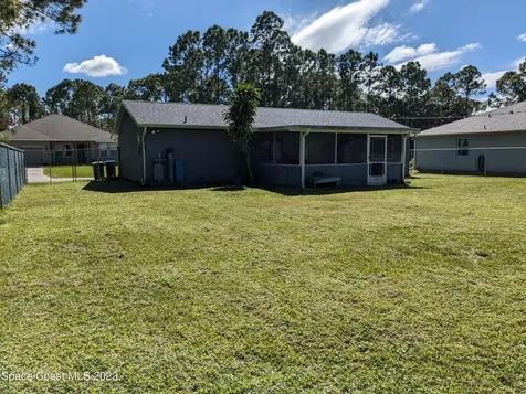 1051 Pasadena Road SE Palm Bay FL 32909