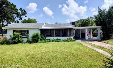 19 N Deleon Avenue Titusville FL 32796