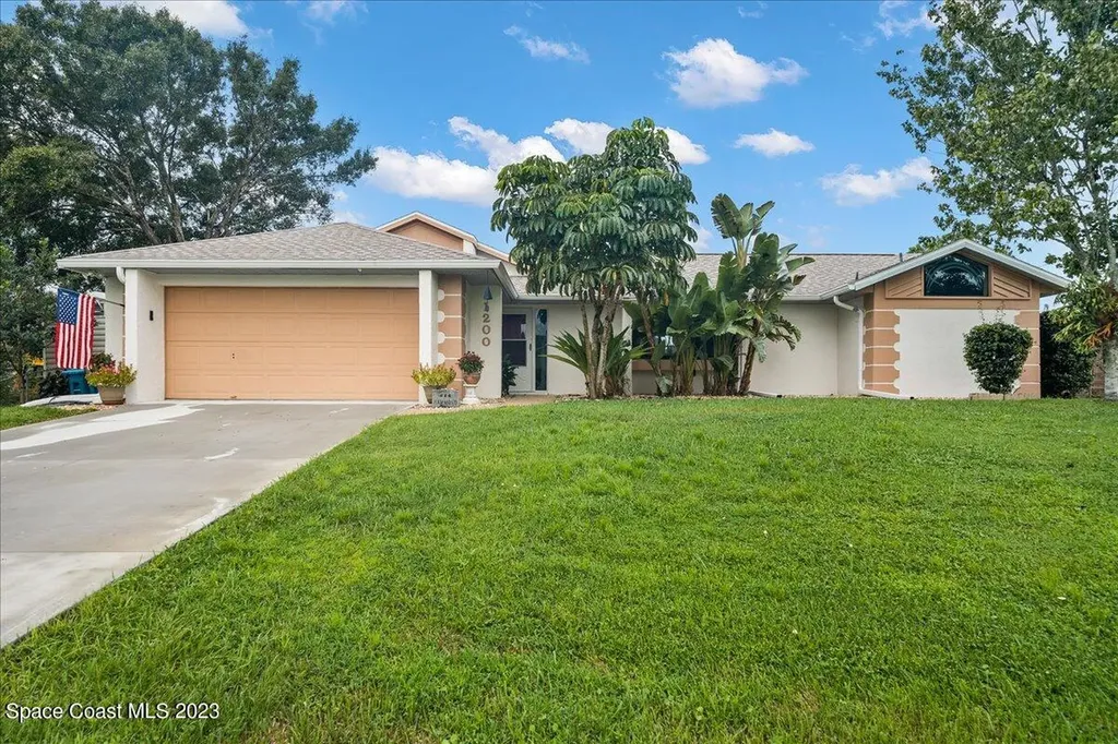 1200 Camas Avenue NW Palm Bay FL 32907