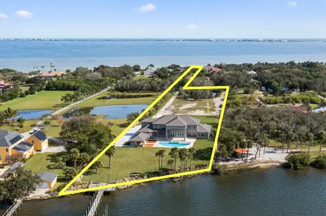 5995 S Tropical Trail Merritt Island FL 32952