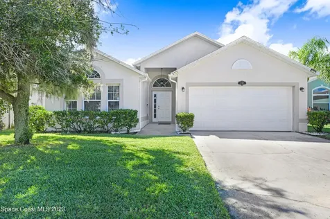 757 Peachtree Street Titusville FL 32780