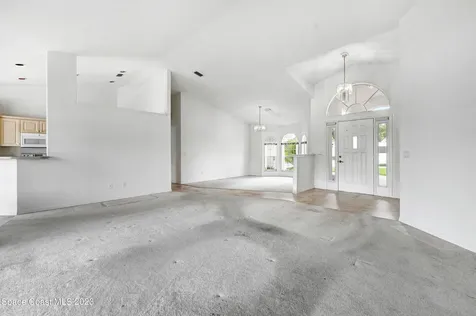 1048 Fieldstone Drive Melbourne FL 32940