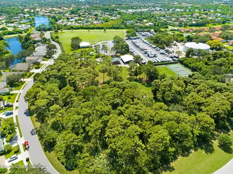 1048 Fieldstone Drive Melbourne FL 32940