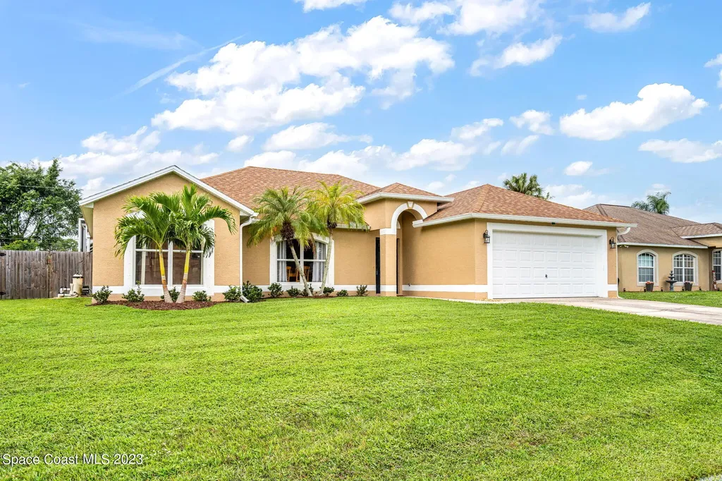 1478 Ashboro Circle SE Palm Bay FL 32909