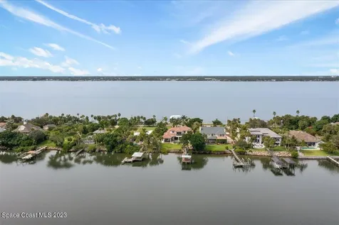 10586 S Tropical Trail Merritt Island FL 32952
