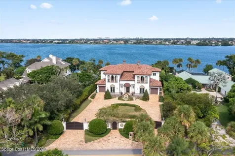 10586 S Tropical Trail Merritt Island FL 32952